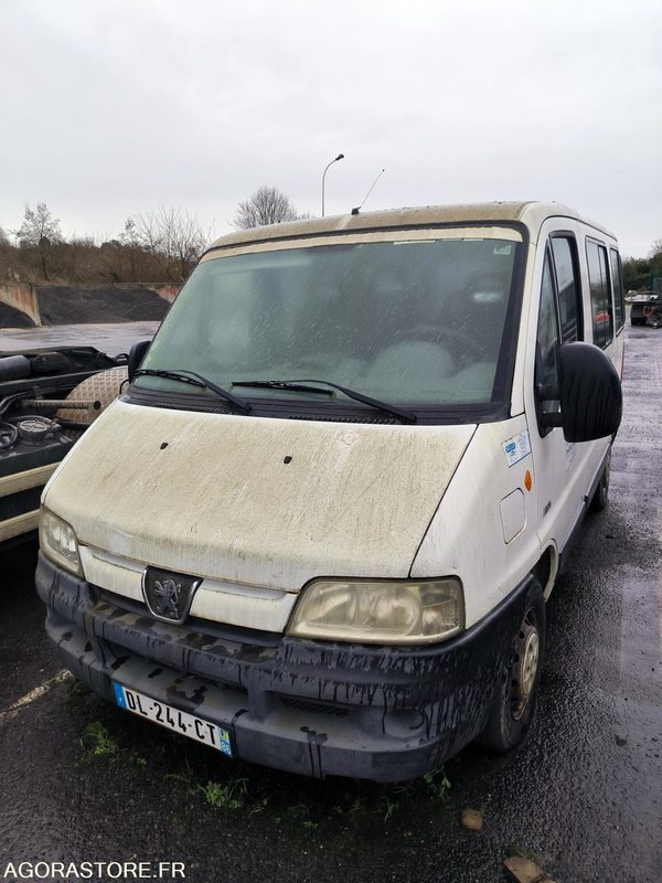 Peugeot Boxer - Passenger van: picture 4 Peugeot Boxer - Passenger van: picture 4