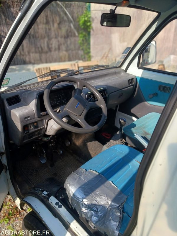 Piaggio Porter 90787 kms 2009 - Tipper van: picture 3 Piaggio Porter 90787 kms 2009 - Tipper van: picture 3