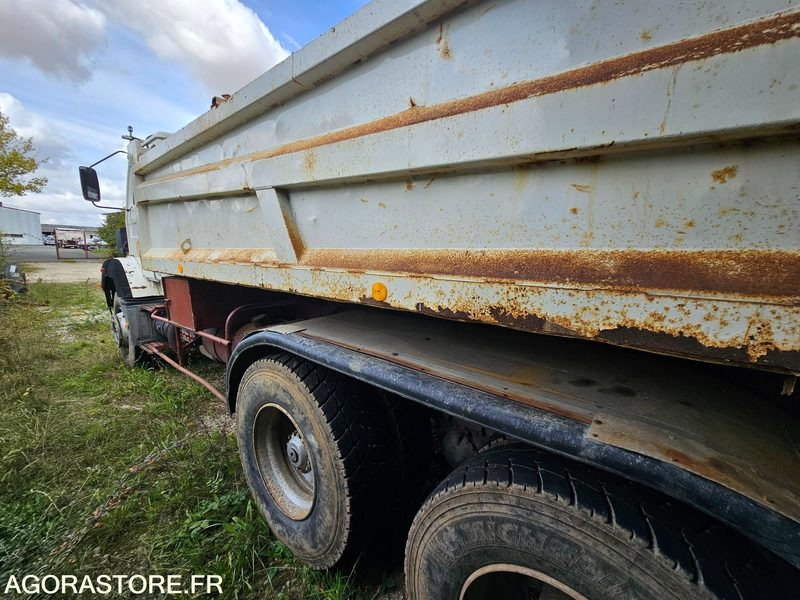 Porteur benne Renault C260 - 1985 - 356393km - BQ230WS - Tipper: picture 4 Porteur benne Renault C260 - 1985 - 356393km - BQ230WS - Tipper: picture 4