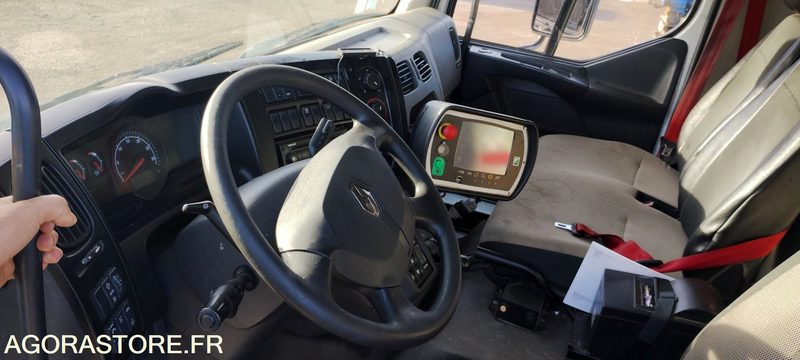 RENAULT 19T/BOM - EL421QN - Garbage truck: picture 4 RENAULT 19T/BOM - EL421QN - Garbage truck: picture 4