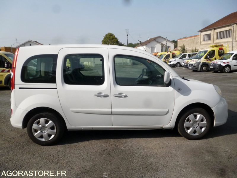 RENAULT KANGOO ESS 5 PLACES - Car: picture 4 RENAULT KANGOO ESS 5 PLACES - Car: picture 4