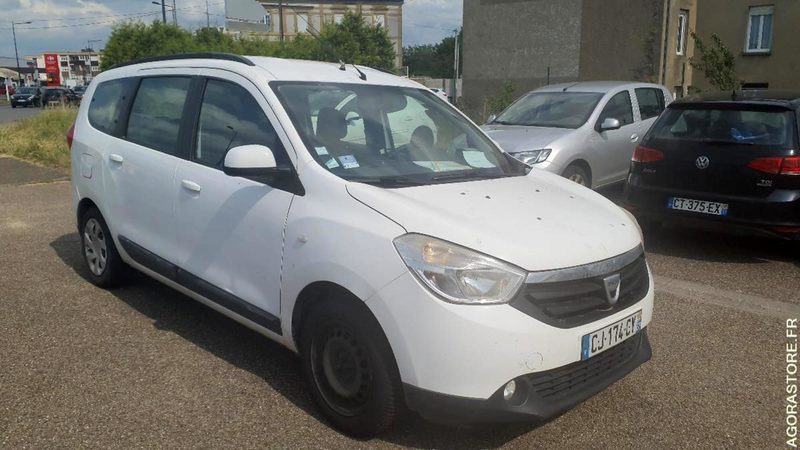 RENAULT LODGY N°120549 - Minibus, Passenger van: picture 2 RENAULT LODGY N°120549 - Minibus, Passenger van: picture 2