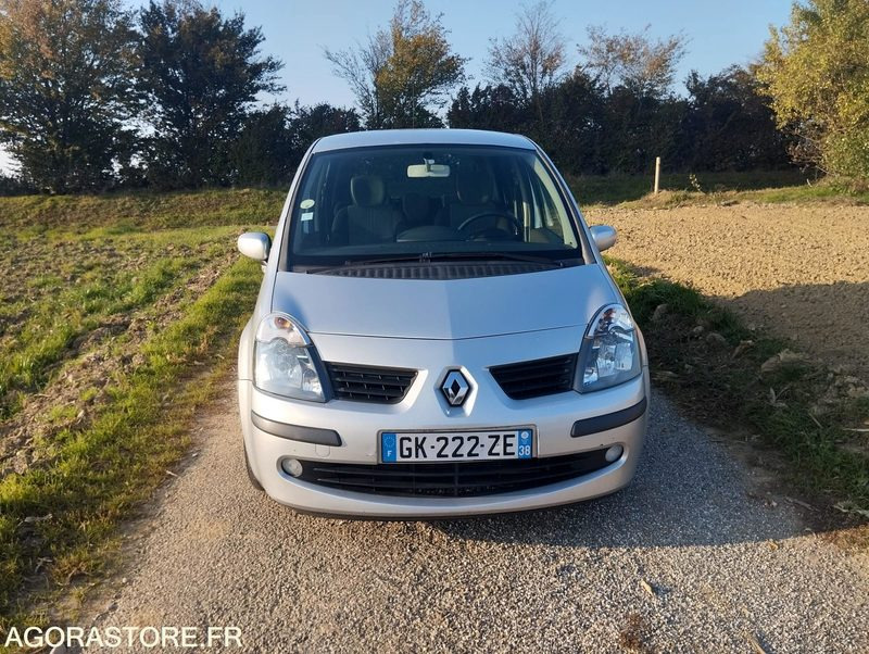 RENAULT MODUS - 102000 KILOMETRES - ESSENCE - Car: picture 3 RENAULT MODUS - 102000 KILOMETRES - ESSENCE - Car: picture 3