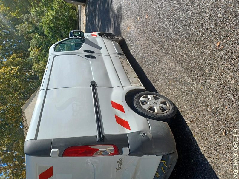 RENAULT TRAFIC / REF SCP : 818 - Panel van: picture 1 RENAULT TRAFIC / REF SCP : 818 - Panel van: picture 1