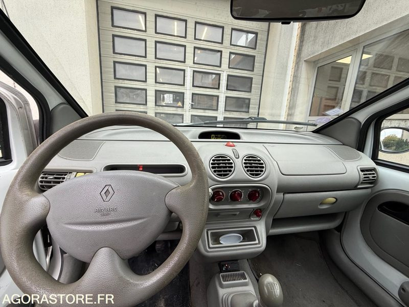 RENAULT TWINGO GPL / ESSENCE - Car: picture 2 RENAULT TWINGO GPL / ESSENCE - Car: picture 2