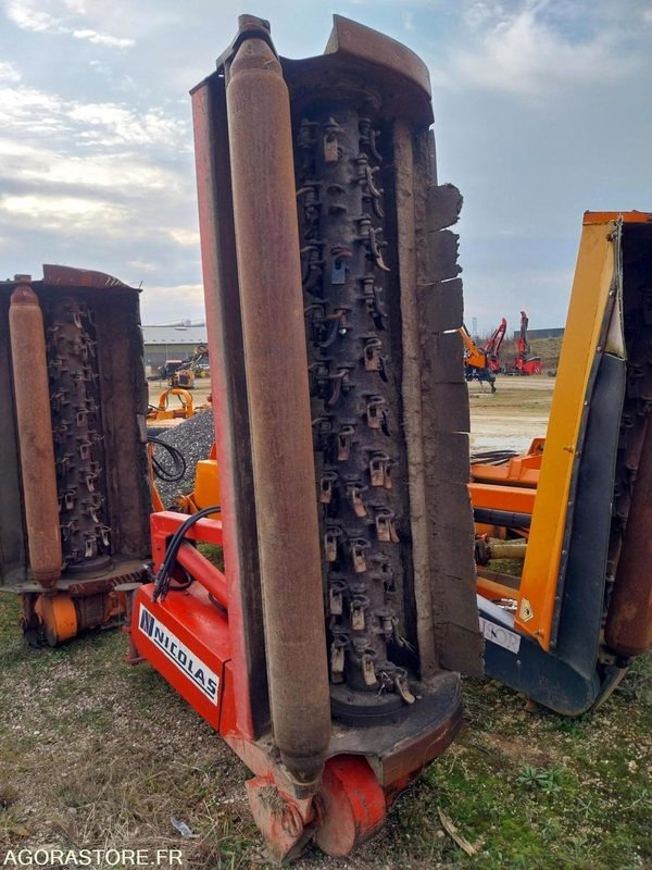 ROTOBROYEUSE NICOLAS FP 2000 DE 2006 - Flail mower/ Mulcher: picture 4 ROTOBROYEUSE NICOLAS FP 2000 DE 2006 - Flail mower/ Mulcher: picture 4
