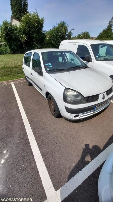 Renault Clio - Car: picture 1 Renault Clio - Car: picture 1