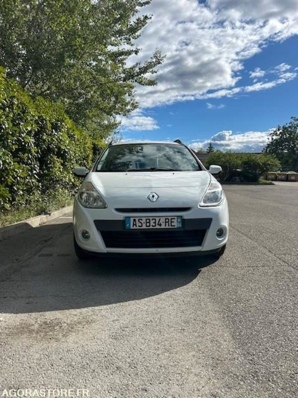 Renault Clio break 100600kms 2010 - Station wagon: picture 3 Renault Clio break 100600kms 2010 - Station wagon: picture 3