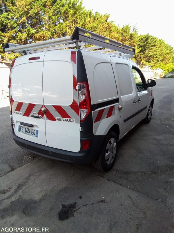 Renault Kangoo 1.5 dci 90 CV 159648 kms clim gps - Small van: picture 4 Renault Kangoo 1.5 dci 90 CV 159648 kms clim gps - Small van: picture 4