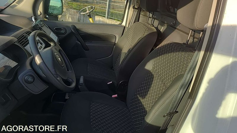 Small van Renault Kangoo - 2011 - BT201TG: picture 17 Small van Renault Kangoo - 2011 - BT201TG: picture 17