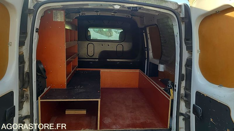 Small van Renault Kangoo - 2011 - BT201TG: picture 8 Small van Renault Kangoo - 2011 - BT201TG: picture 8