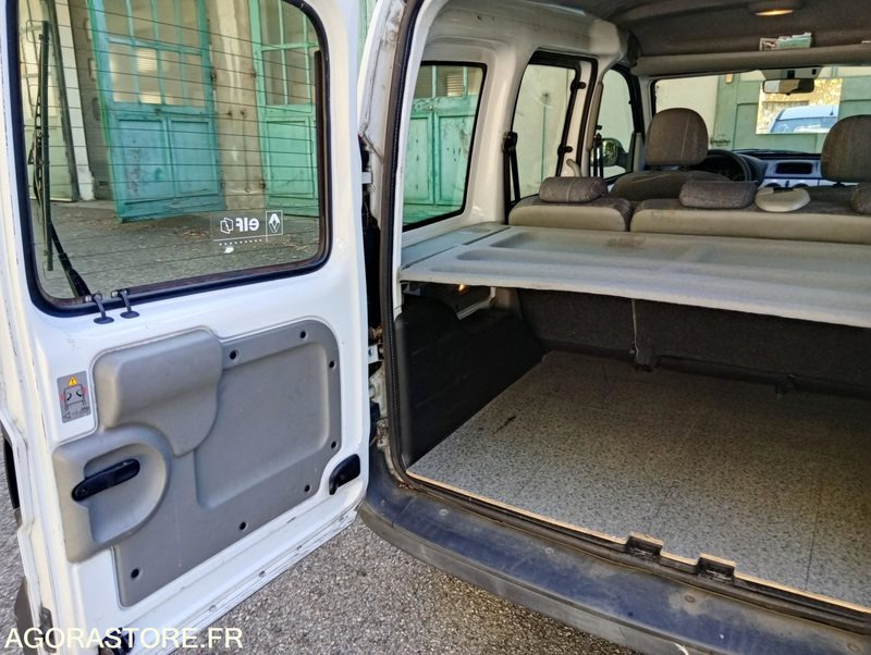 Renault Kangoo 512AFH69 - Car: picture 5 Renault Kangoo 512AFH69 - Car: picture 5