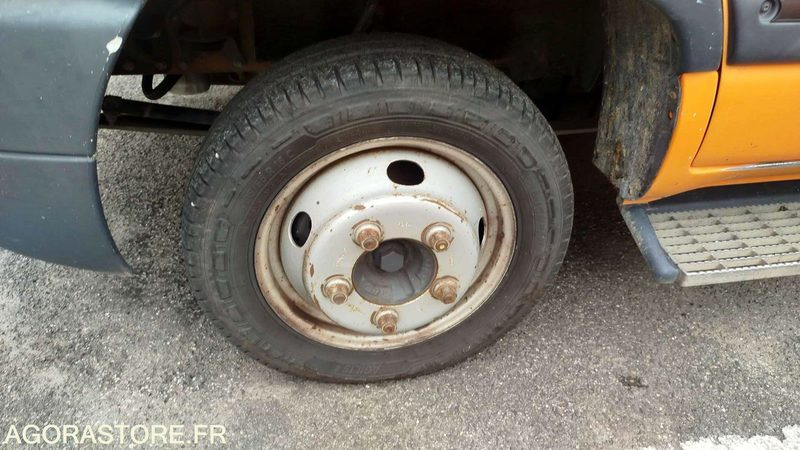 Renault Mascott - 2003 - 191219km - 463BDE31 - Tipper van: picture 5 Renault Mascott - 2003 - 191219km - 463BDE31 - Tipper van: picture 5