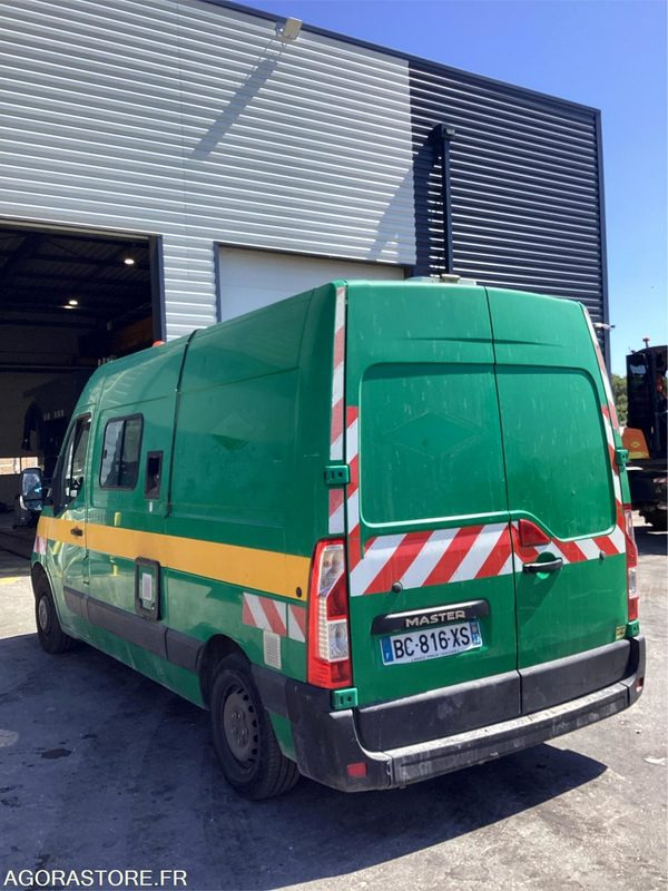 Renault Master - 2010 - 277727kms (P1508467) - Panel van: picture 4 Renault Master - 2010 - 277727kms (P1508467) - Panel van: picture 4