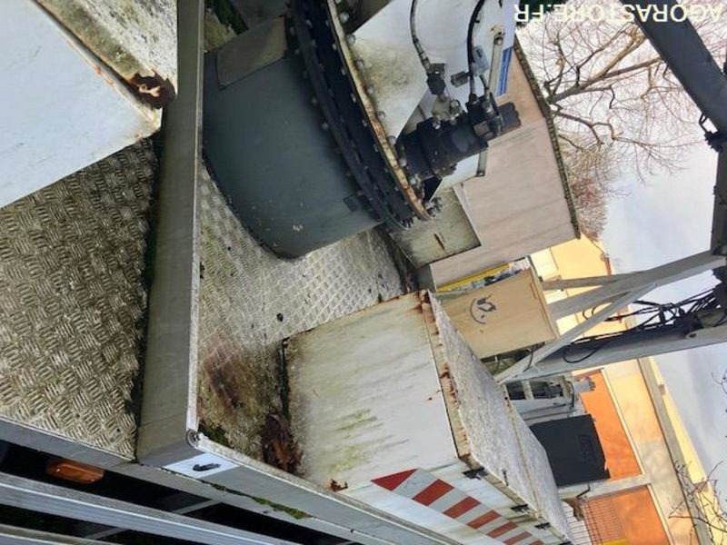 Renault Midliner (Nacelle) 2003 - 18441 kms - Truck mounted aerial platform: picture 4 Renault Midliner (Nacelle) 2003 - 18441 kms - Truck mounted aerial platform: picture 4
