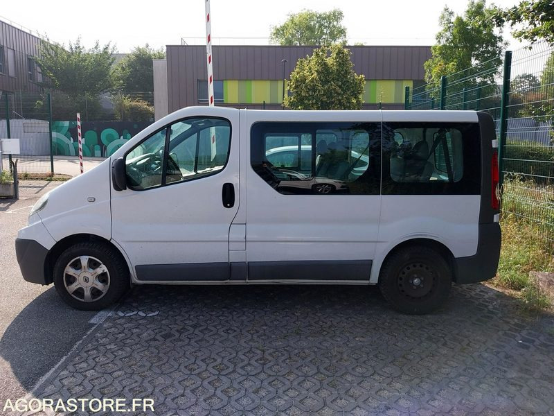 Renault Trafic 9 places DA-953-LM de 2013 avec 135 698 kms - Minibus, Passenger van: picture 2 Renault Trafic 9 places DA-953-LM de 2013 avec 135 698 kms - Minibus, Passenger van: picture 2
