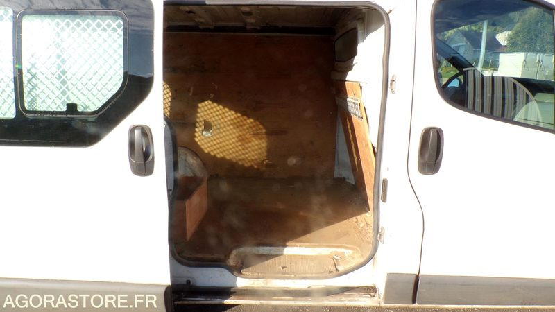 Renault Trafic AD-751-WW (BE) - Panel van: picture 5 Renault Trafic AD-751-WW (BE) - Panel van: picture 5