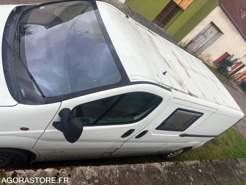 Renault Trafic dci 115 / 228000 km - Immatriculation anglaise - Small van, Combi van: picture 5 Renault Trafic dci 115 / 228000 km - Immatriculation anglaise - Small van, Combi van: picture 5