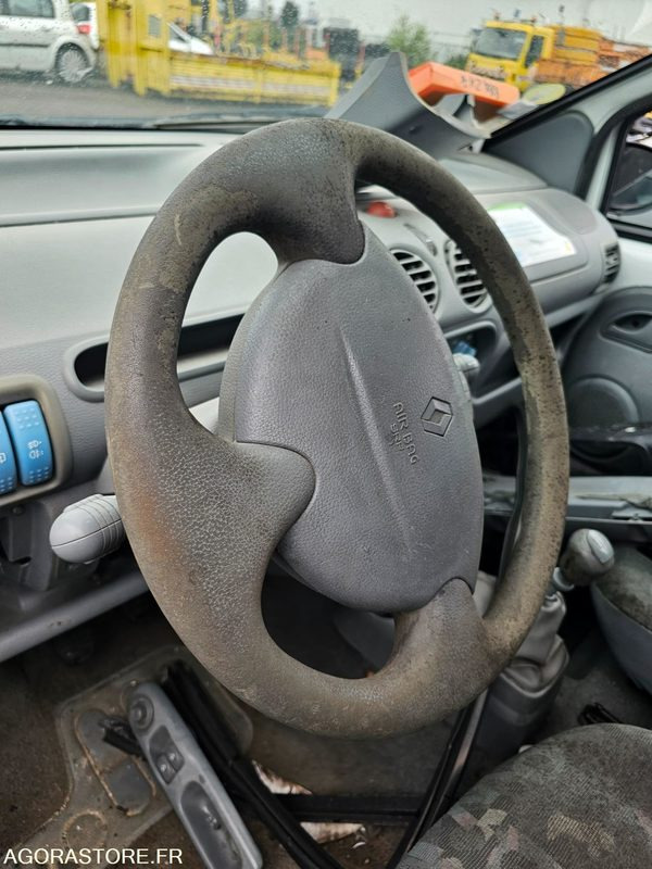 Car Renault Twingo - 2007 - 225218km - 8804ZH76: picture 9