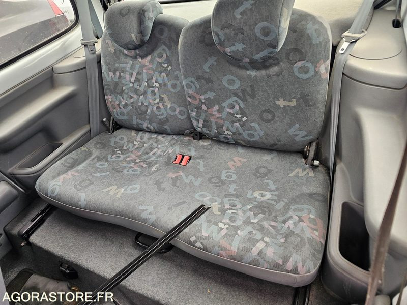 Car Renault Twingo - 2007 - 225218km - 8804ZH76: picture 14