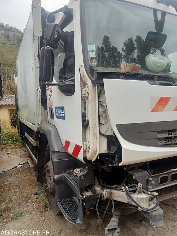 Renault Véhicule Industriel - Premium 280 - Garbage truck: picture 2 Renault Véhicule Industriel - Premium 280 - Garbage truck: picture 2