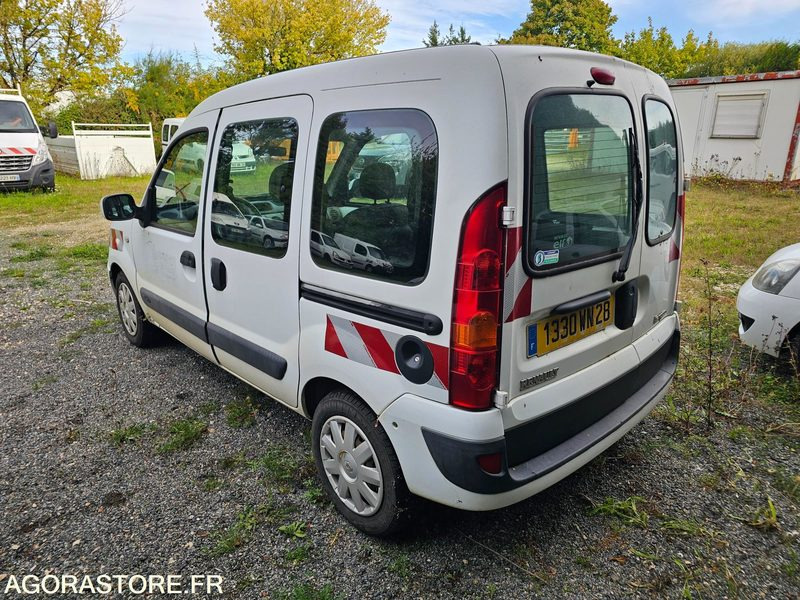 Renault kangoo - 2007 - 243472km - 1330WN28 - Car: picture 4 Renault kangoo - 2007 - 243472km - 1330WN28 - Car: picture 4