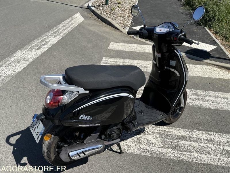 SCOOTER 125cc tnt motor - Motorcycle: picture 1 SCOOTER 125cc tnt motor - Motorcycle: picture 1
