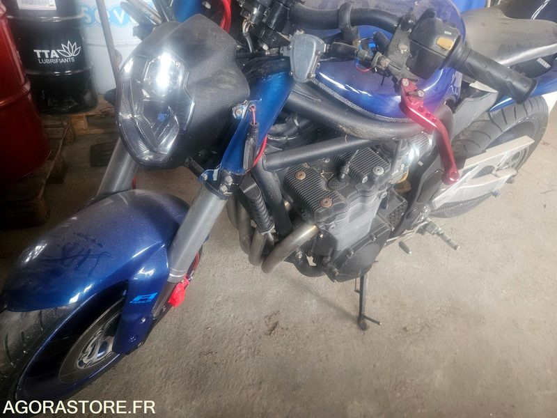 SUZUKI GSF 650 SANS CG VENTE POUR PIECE - Motorcycle: picture 1 SUZUKI GSF 650 SANS CG VENTE POUR PIECE - Motorcycle: picture 1