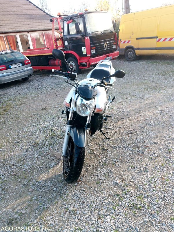 Suzuki GSR600 - Motorcycle: picture 3 Suzuki GSR600 - Motorcycle: picture 3