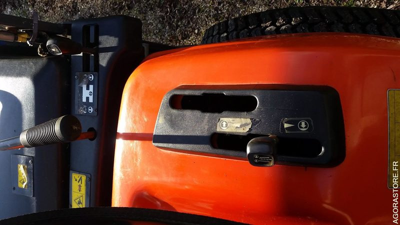 Garden mower TONDEUSE KUBOTA G21 DIESEL 2007 933H SANS PLATEAU DE COUPE: picture 17 Garden mower TONDEUSE KUBOTA G21 DIESEL 2007 933H SANS PLATEAU DE COUPE: picture 17