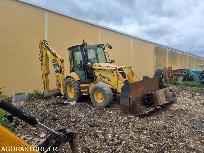 TRACTOPELLE KOMATSU WB93R / F51441 / 2006 / 7 391H / VENTE EN L'ETAT / ROULANT - Backhoe loader: picture 2 TRACTOPELLE KOMATSU WB93R / F51441 / 2006 / 7 391H / VENTE EN L'ETAT / ROULANT - Backhoe loader: picture 2