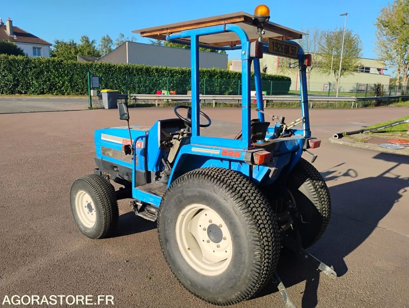 Tracteur ISEKI 525 TA525F 1997 5700 heures - Farm tractor: picture 4 Tracteur ISEKI 525 TA525F 1997 5700 heures - Farm tractor: picture 4