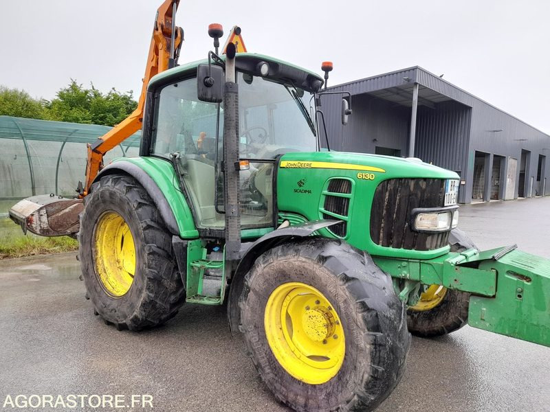 Tracteur John Deere 6130-année 2011-11700 heures - Farm tractor: picture 2 Tracteur John Deere 6130-année 2011-11700 heures - Farm tractor: picture 2