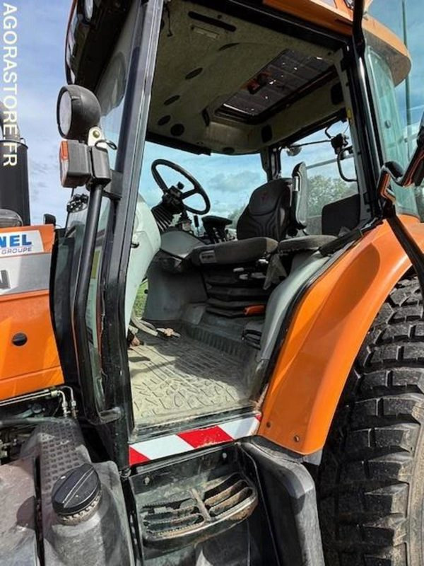 Tracteur Massey Ferguson FAF30 de 2005 5900h - Farm tractor: picture 5 Tracteur Massey Ferguson FAF30 de 2005 5900h - Farm tractor: picture 5