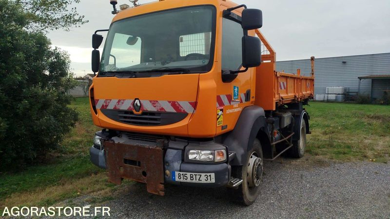 Renault Kerax 220DCI - 2006 - 138401km - 815BTZ31 - Tractor unit: picture 1 Renault Kerax 220DCI - 2006 - 138401km - 815BTZ31 - Tractor unit: picture 1