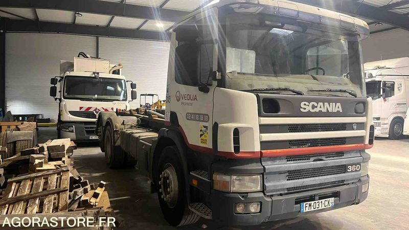 SCANIA B262X39SB - 1999 - 966041 KM - FM-031-CX - Tractor unit: picture 2 SCANIA B262X39SB - 1999 - 966041 KM - FM-031-CX - Tractor unit: picture 2