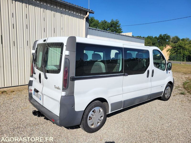 Trafic 9 places L2h1 204 000km 90ch - Minibus, Passenger van: picture 3 Trafic 9 places L2h1 204 000km 90ch - Minibus, Passenger van: picture 3
