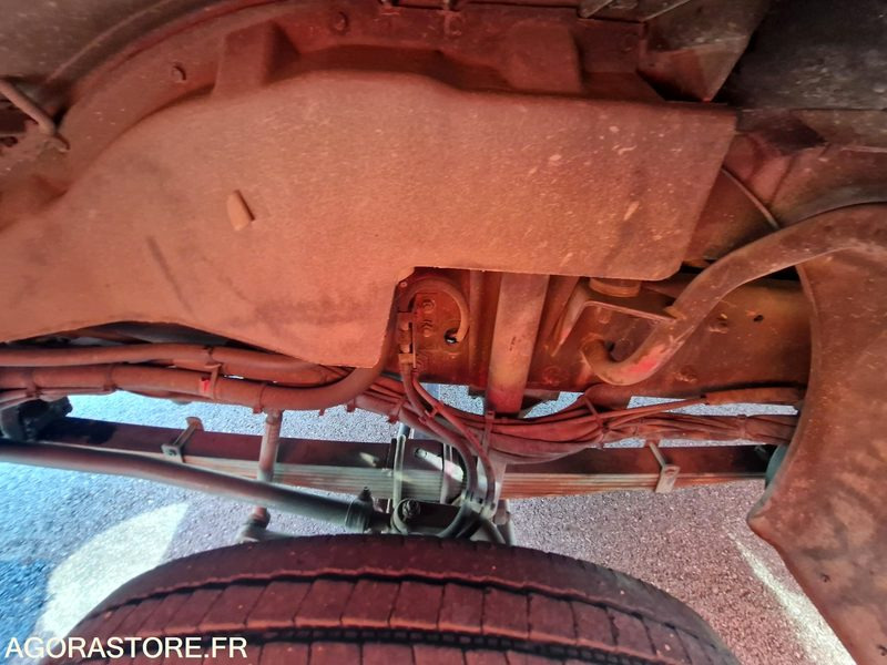 Truck Porteur Renault Midliner- 1838VE69: picture 12