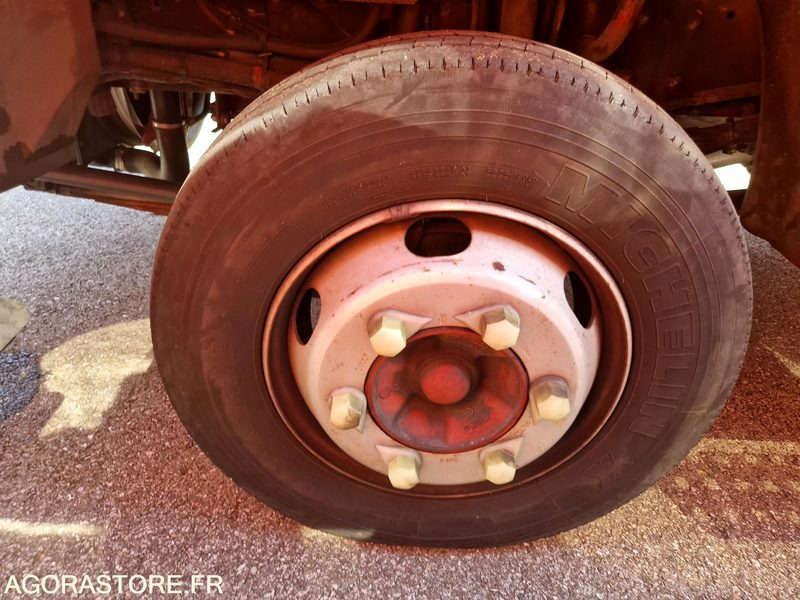 Truck Porteur Renault Midliner- 1838VE69: picture 11