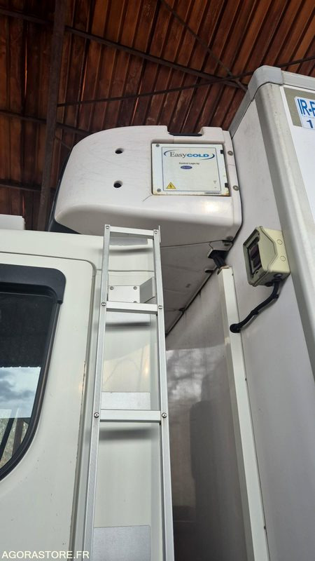 Porteur frigo Volvo FE 260 - Truck: picture 4 Porteur frigo Volvo FE 260 - Truck: picture 4