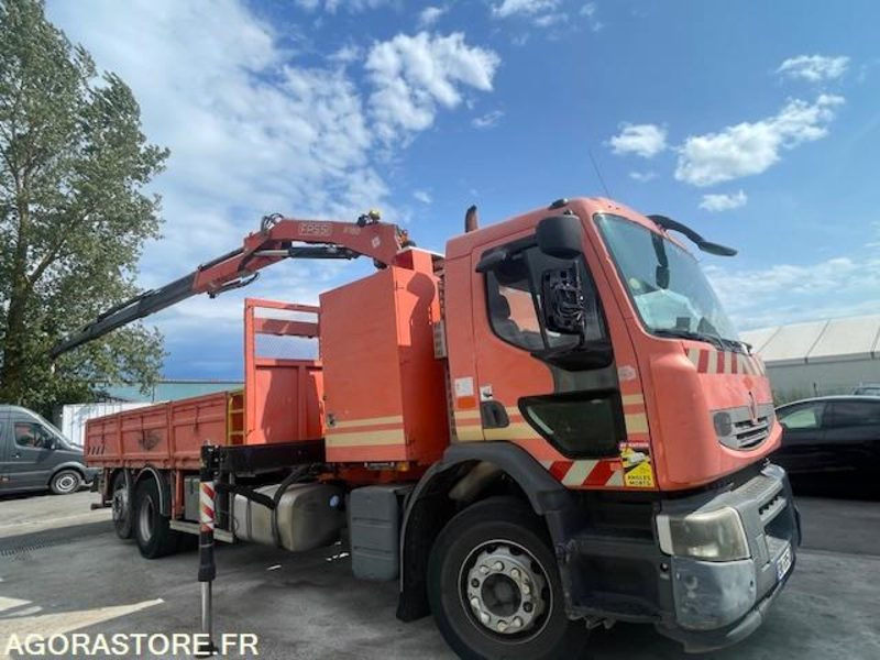 RENAULT PREMIUM LANDER 430.26 - PLATEAU GRUE - GRUE FASSI F150 + RADIO - 2011 - Truck: picture 1 RENAULT PREMIUM LANDER 430.26 - PLATEAU GRUE - GRUE FASSI F150 + RADIO - 2011 - Truck: picture 1