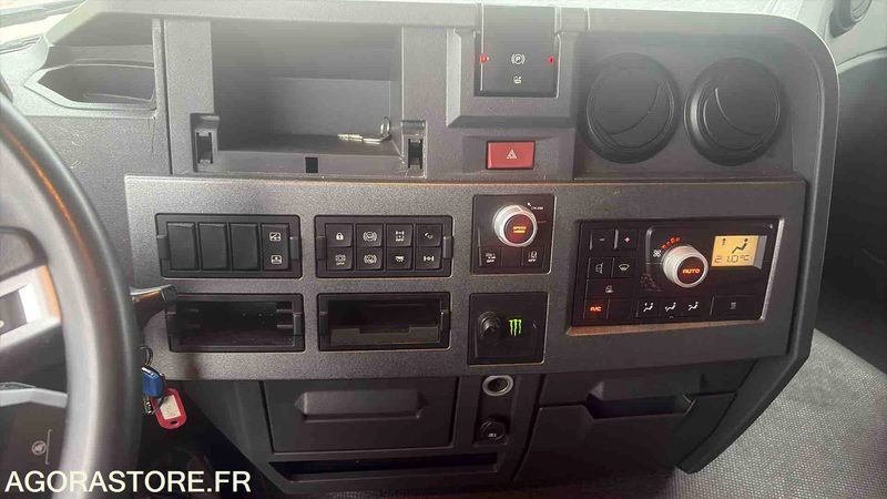 Renault T460 Porte-caisses mobiles - 2019 - 788590kms - FG-081-YP - Truck: picture 5 Renault T460 Porte-caisses mobiles - 2019 - 788590kms - FG-081-YP - Truck: picture 5