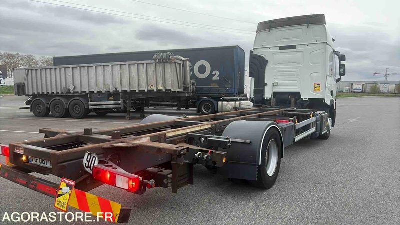 Renault T460 Porte-caisses mobiles - 2019 - 788590kms - FG-081-YP - Truck: picture 2 Renault T460 Porte-caisses mobiles - 2019 - 788590kms - FG-081-YP - Truck: picture 2