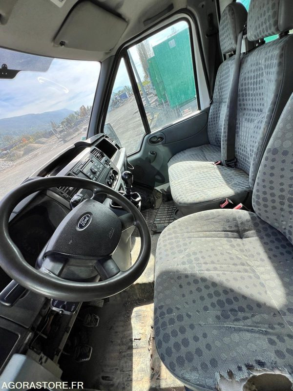 Lease a  UTILITAIRE FORD TRANSIT - 2011 / 160 000 KM - MOTEUR HS UTILITAIRE FORD TRANSIT - 2011 / 160 000 KM - MOTEUR HS: picture 7