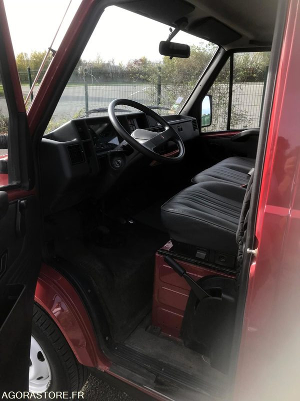 Van Citroën c25 turbo - 77331km - ETAT QUASI NEUF: picture 9