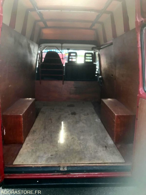 Van Citroën c25 turbo - 77331km - ETAT QUASI NEUF: picture 10