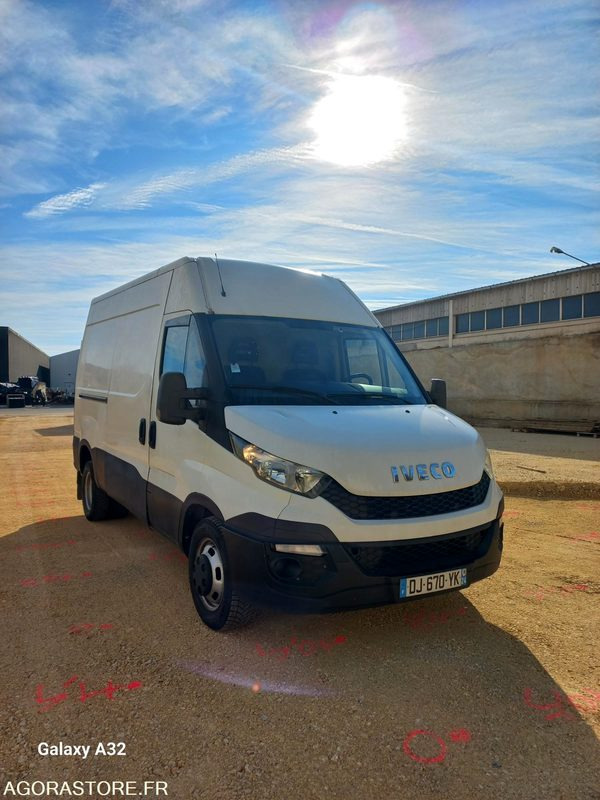 Fourgon iveco - Panel van: picture 2 Fourgon iveco - Panel van: picture 2