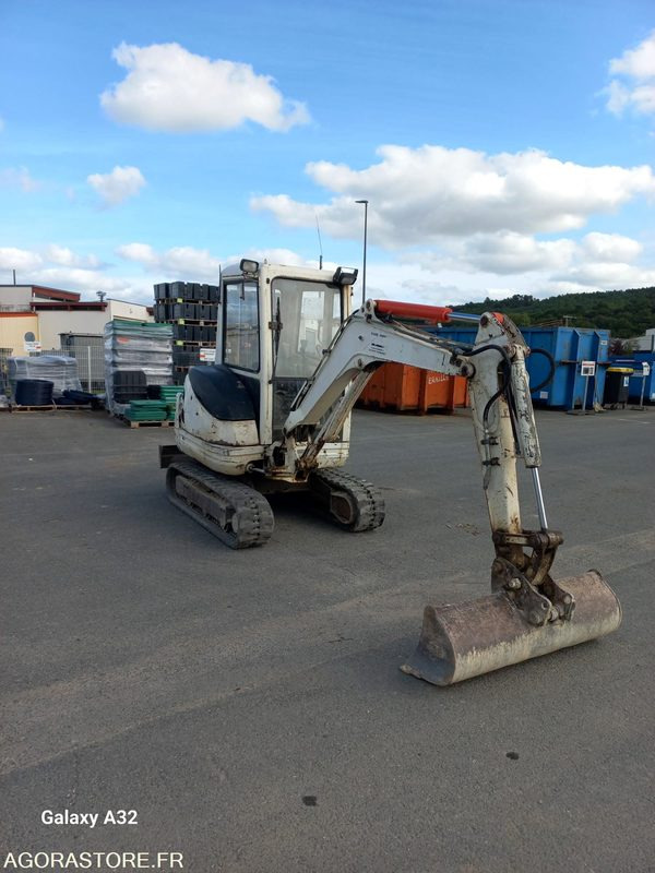 Mini pelle 2.5T - Mini excavator: picture 4 Mini pelle 2.5T - Mini excavator: picture 4