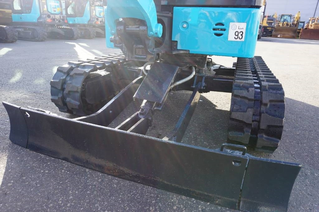 Mini excavator Airman AX19-7 *Få Timmar*: picture 9