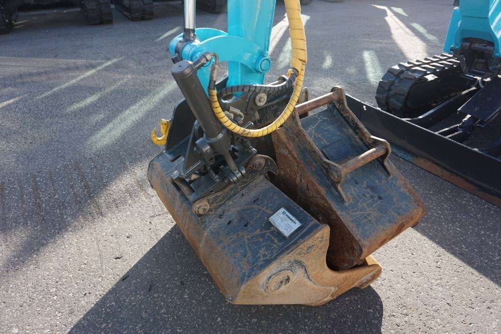 Mini excavator Airman AX19-7 *Få Timmar*: picture 8